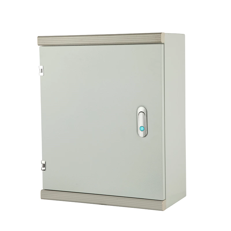 Распределительная коробка с водонепроницаемыми заглушками для кабельных вводов