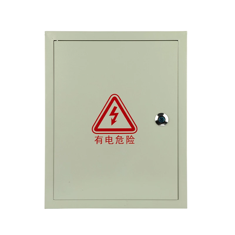 Наружная распределительная коробка с кабельными вводами