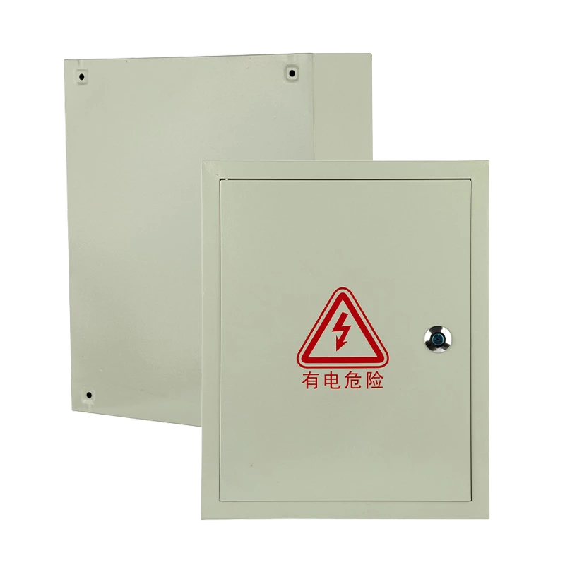 Наружная распределительная коробка с кабельными вводами